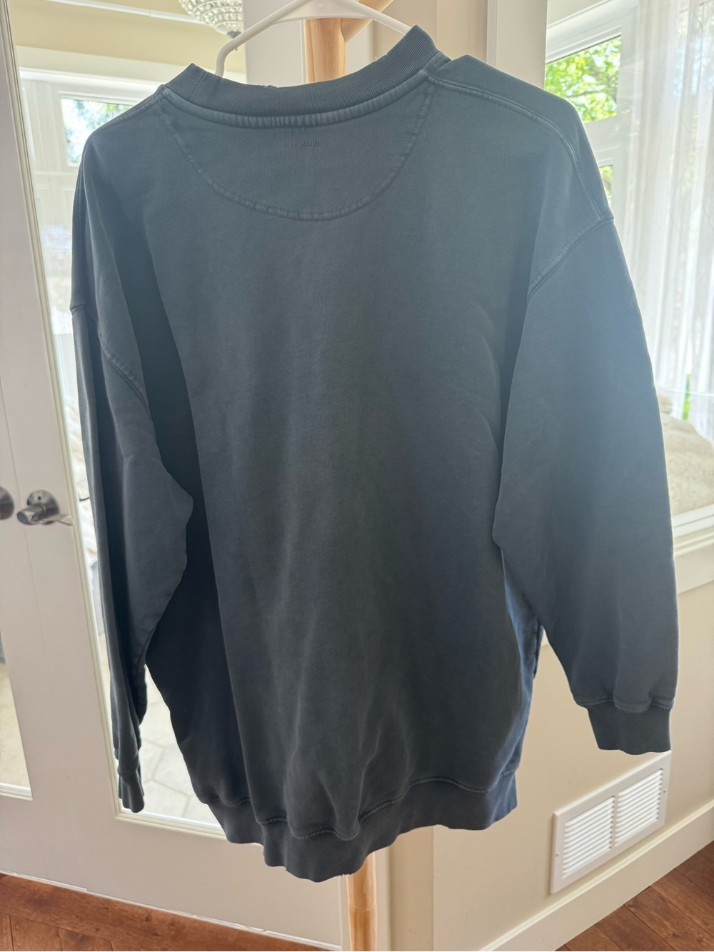 ANINE BING B.I.N.G. Oversized Sweatshirt Small Black Graphic Pullover - Picture 5 of 6